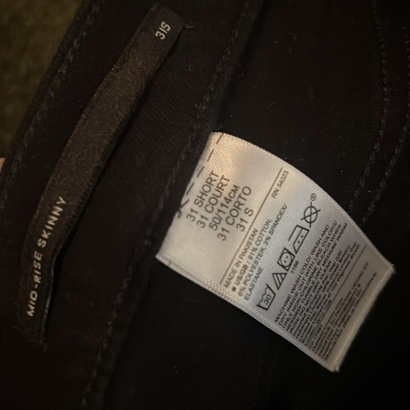 Banana Republic Women's Black Skinny Jeans - Picture 4 of 4